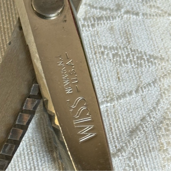 Vintage Wiss Model CB 5 Pinking Shears. Newark NJ. Original Box and Pamphlet - Picture 3 of 11